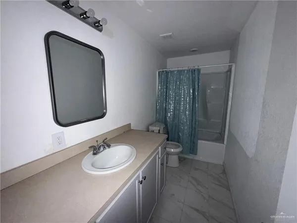 $1,500 | 415 West Edinburg Avenue, Unit 107, Elsa, TX 78543