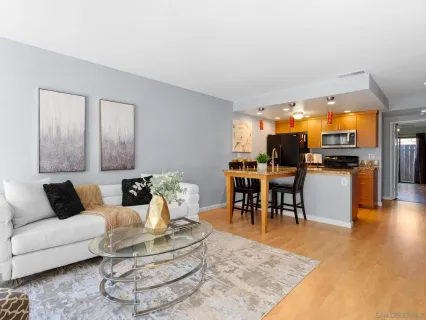 $995,000 | 1568 Thomas Avenue, San Diego, CA 92109