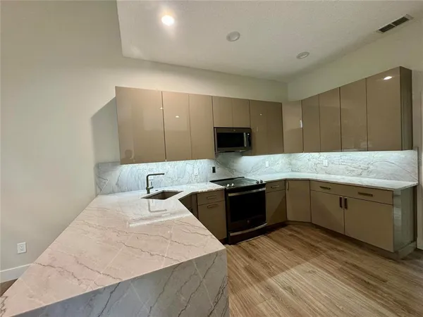 $5,490 | 782 South Pennsylvania Avenue, Unit 1, Winter Park, FL 32789