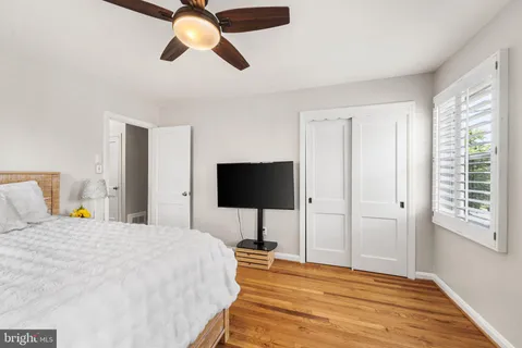 $599,999 | 6801 Radcliffe Drive, Alexandria, VA 22307