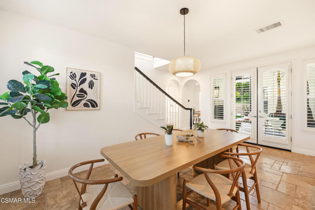 2424 Springbrook Street Thousand Oaks, CA 91362 - Photo 13 of 58