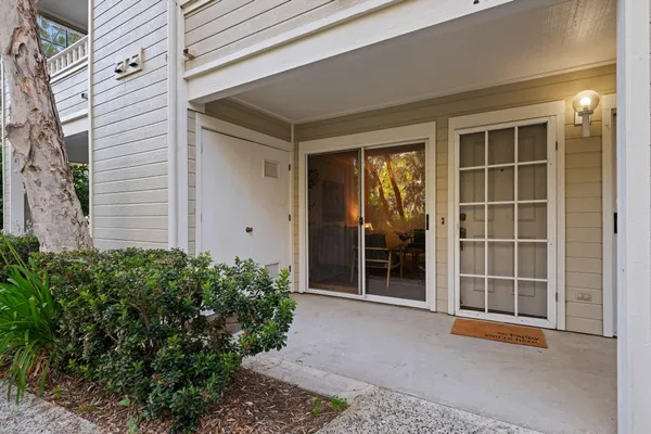 $609,000 | 7620 Hollister Avenue, Unit 111, Goleta, CA 93117