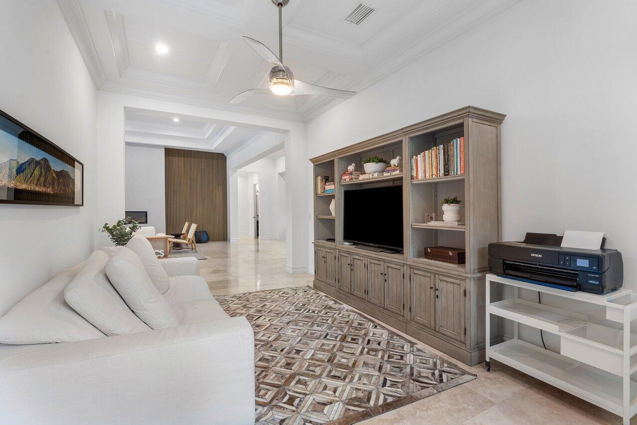 17662 Cadena Drive Boca Raton, FL 33496 - Photo 14 of 71 Family room or office