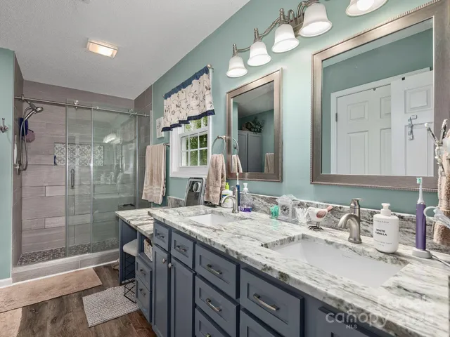 $599,999 | 61 Blue Ridge Acres Road, Asheville, NC 28806