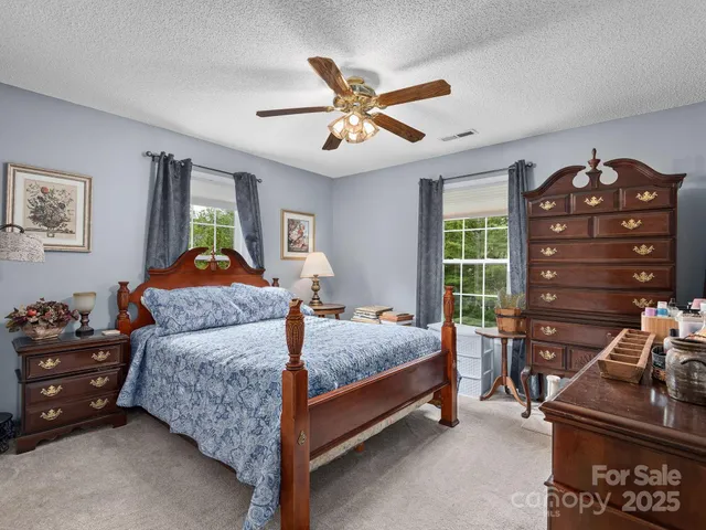 $599,999 | 61 Blue Ridge Acres Road, Asheville, NC 28806