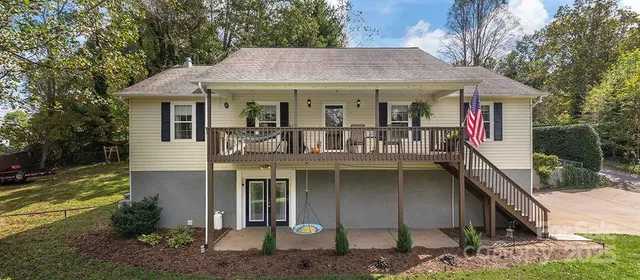 $599,999 | 61 Blue Ridge Acres Road, Asheville, NC 28806