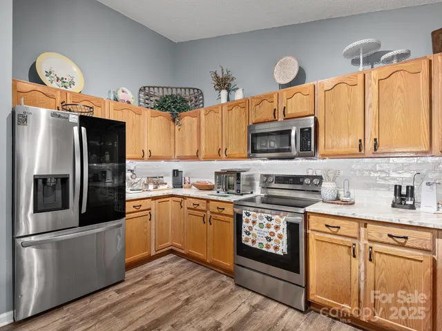 $599,999 | 61 Blue Ridge Acres Road, Asheville, NC 28806