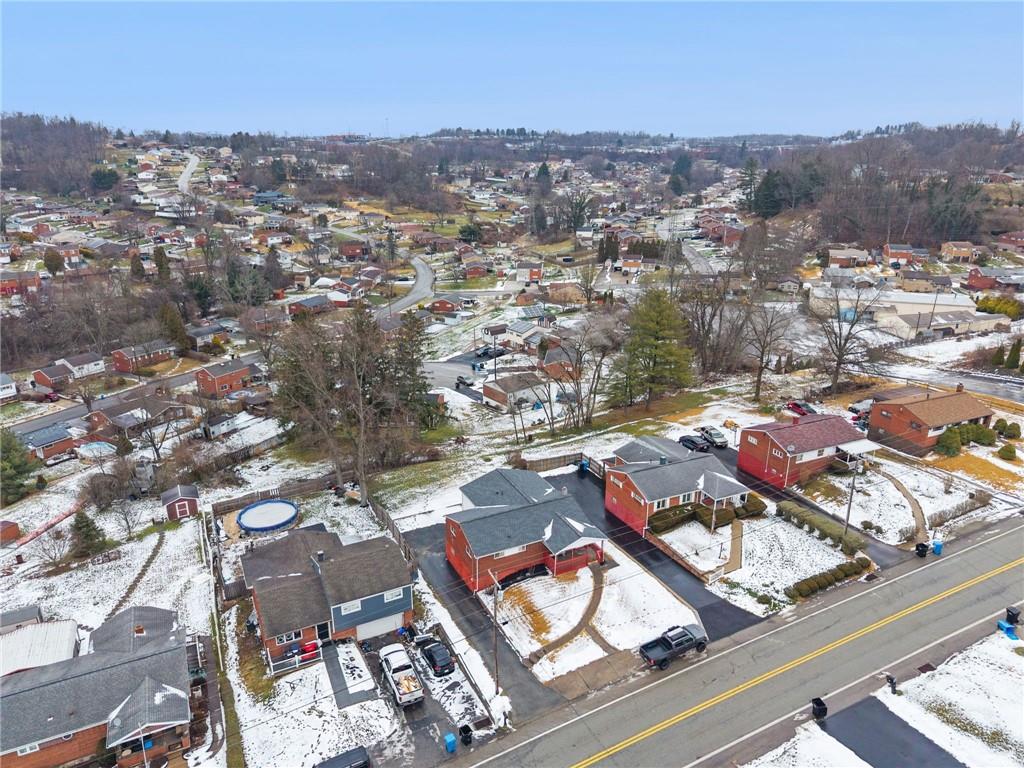 910 Colonial Manor Road Irwin, PA 15642 - Photo 38 of 40 an aerial view of residential houses with city view