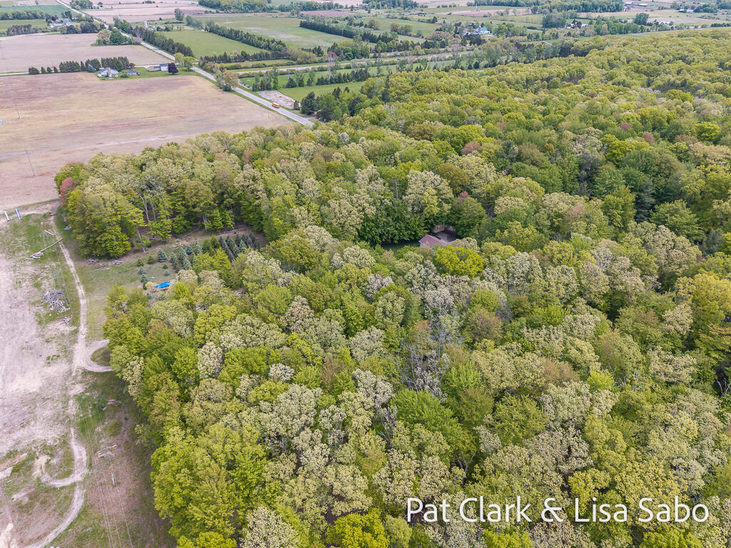 9133 Lamos Road Montague, MI 49437 - Photo 25 of 70 9133LamosRd-25LoRes