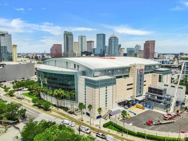 $450,000 | 940 East 11th Avenue, Tampa, FL 33605