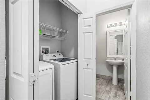 $274,900 | 2522 Stockbridge Square Southwest, Vero Beach, FL 32962