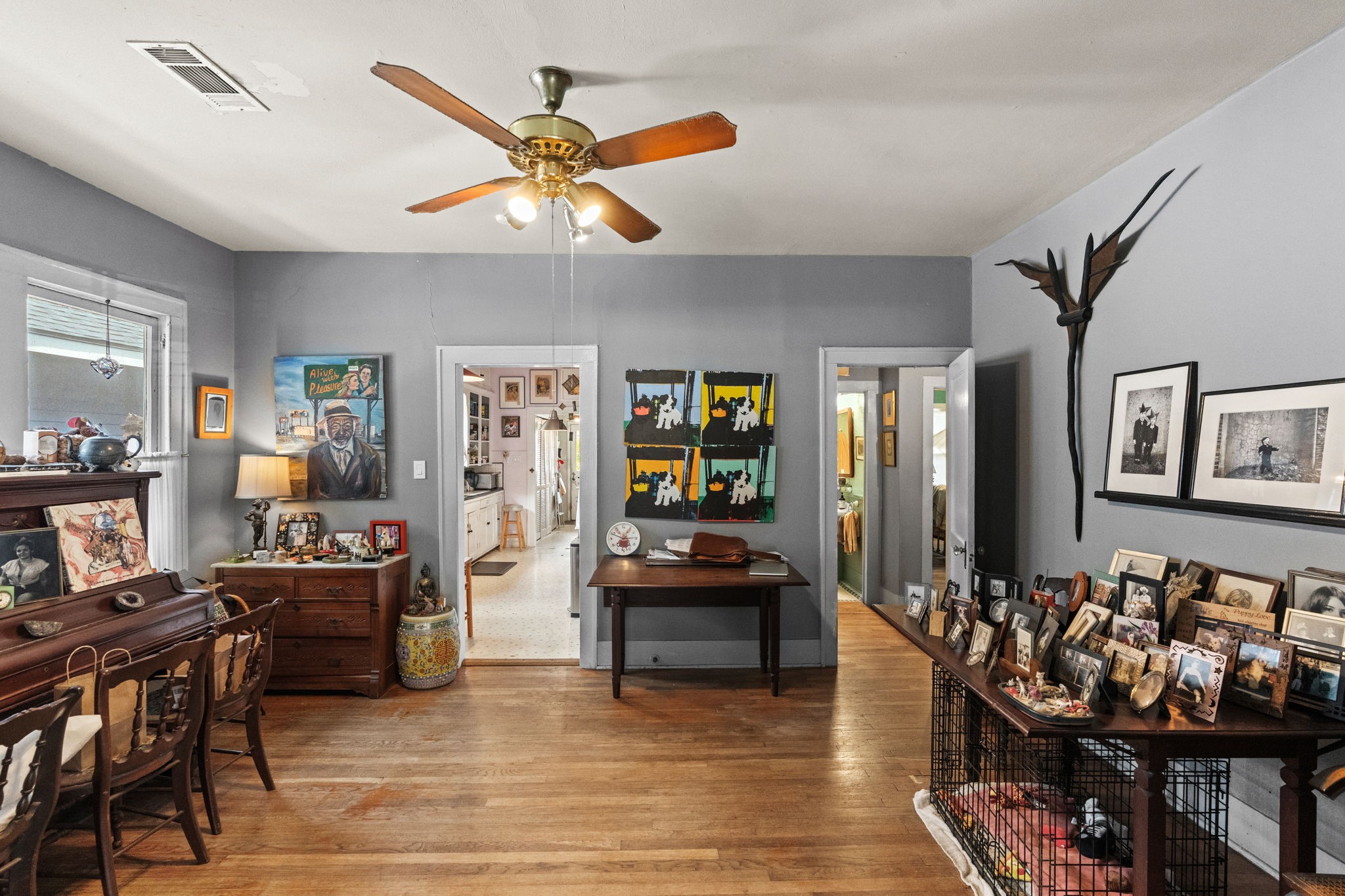 1004 Missouri Street Houston, TX 77006 - Photo 8 of 22 Dining Room