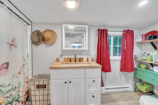 $339,500 | 21 Myrtle Avenue, Sterling, MA 01564