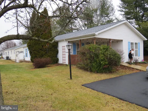 $300,000 | 22 Wisteria Court, New Hope, PA 18938