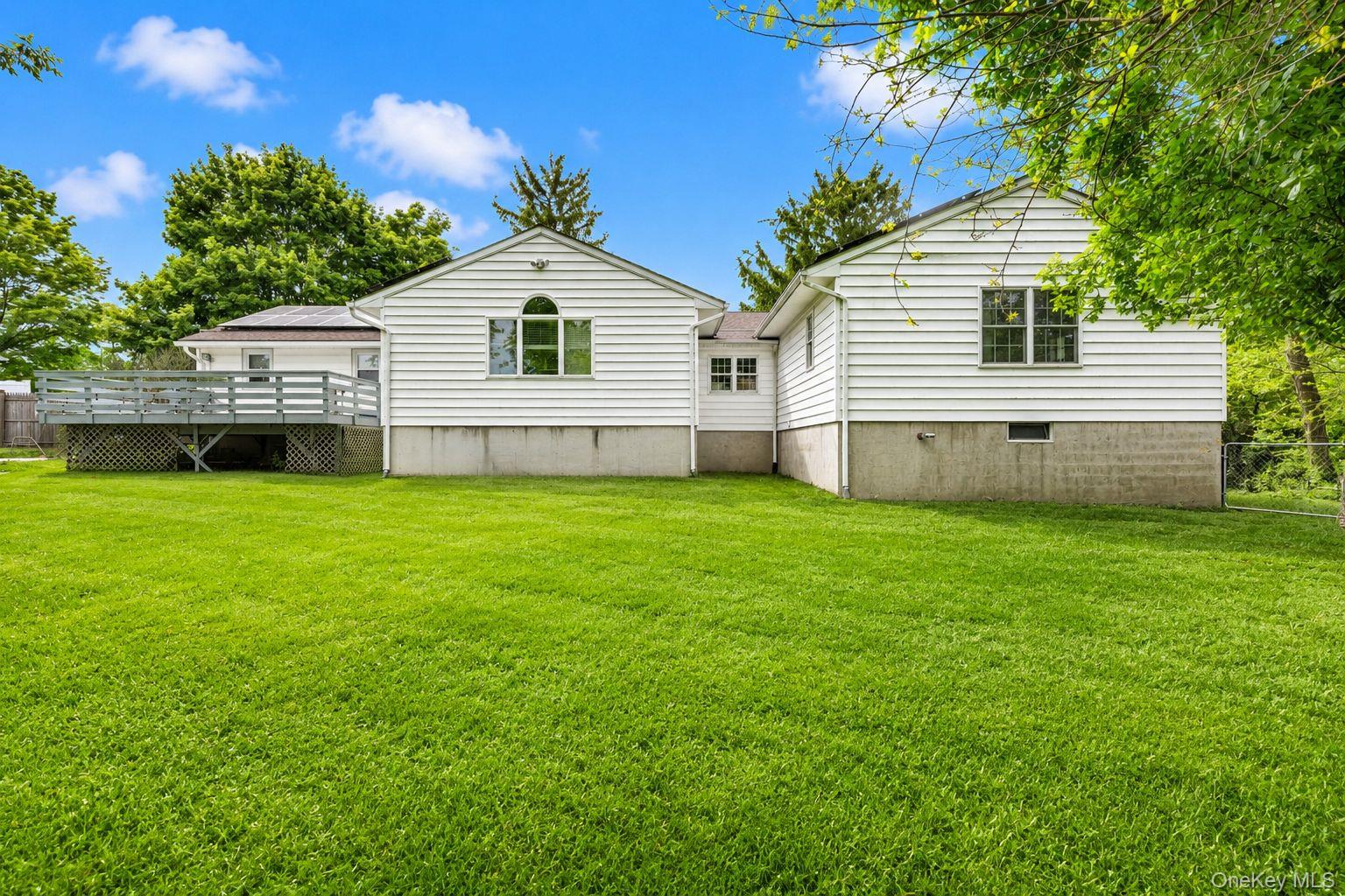 24 Walnut Street Chester, NY 10918 - Photo 3 of 28
