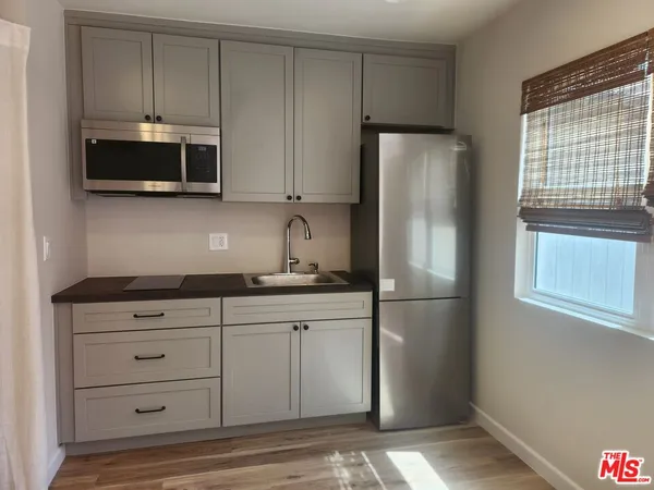 $2,300 | 2025 Addison Way, Unit 2023, Los Angeles, CA 90041