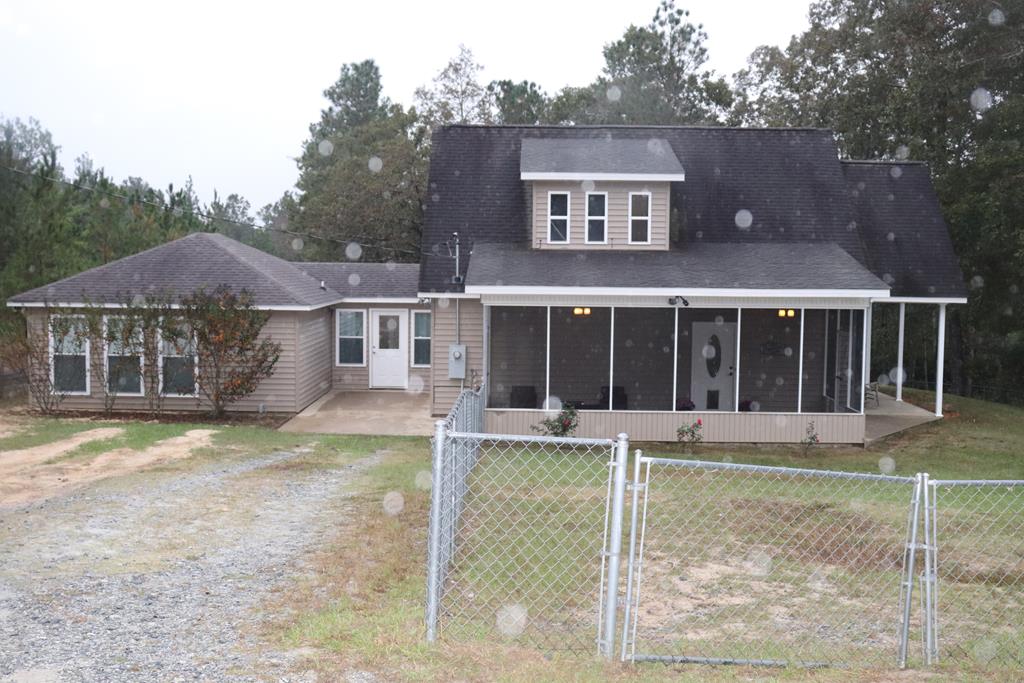 5589 Sandfort Road Seale, AL 36875 - Photo 1 of 31 Main View