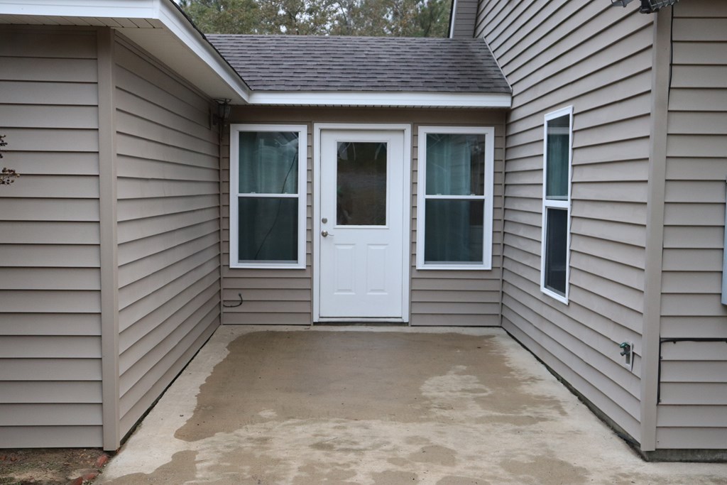 5589 Sandfort Road Seale, AL 36875 - Photo 2 of 31