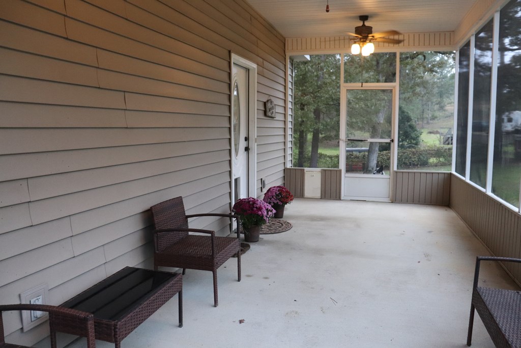 5589 Sandfort Road Seale, AL 36875 - Photo 3 of 31