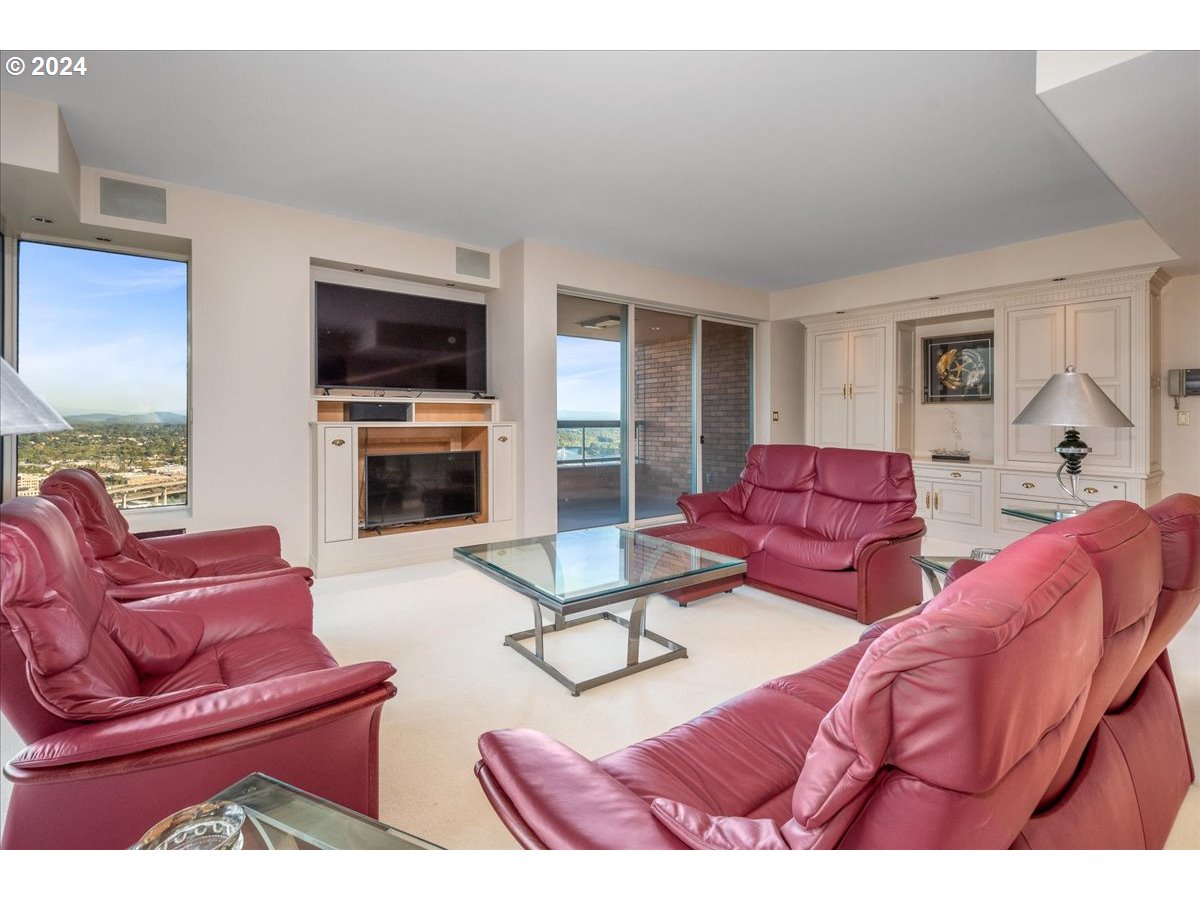 1414 Southwest 3rd Avenue, Unit 2601 Portland, OR 97201 - Photo 15 of 46