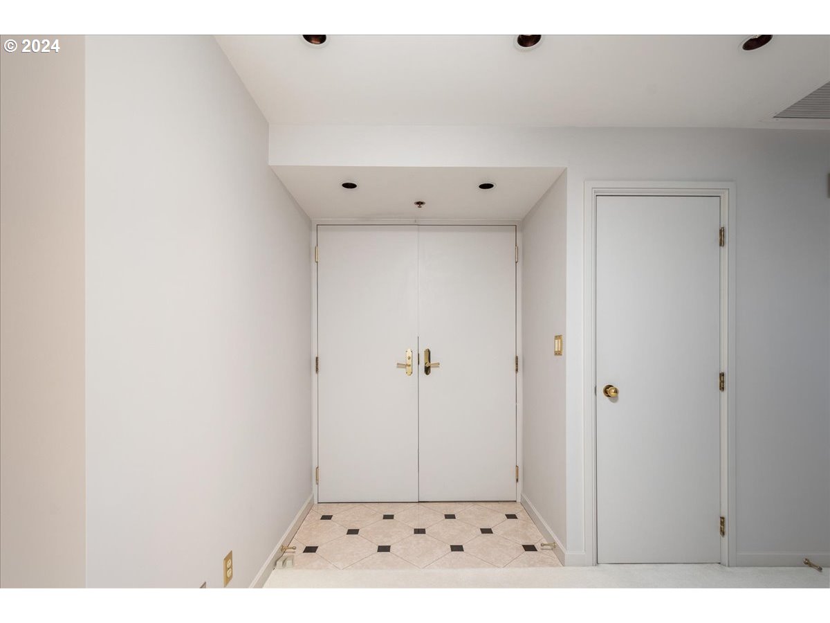 1414 Southwest 3rd Avenue, Unit 2601 Portland, OR 97201 - Photo 9 of 46
