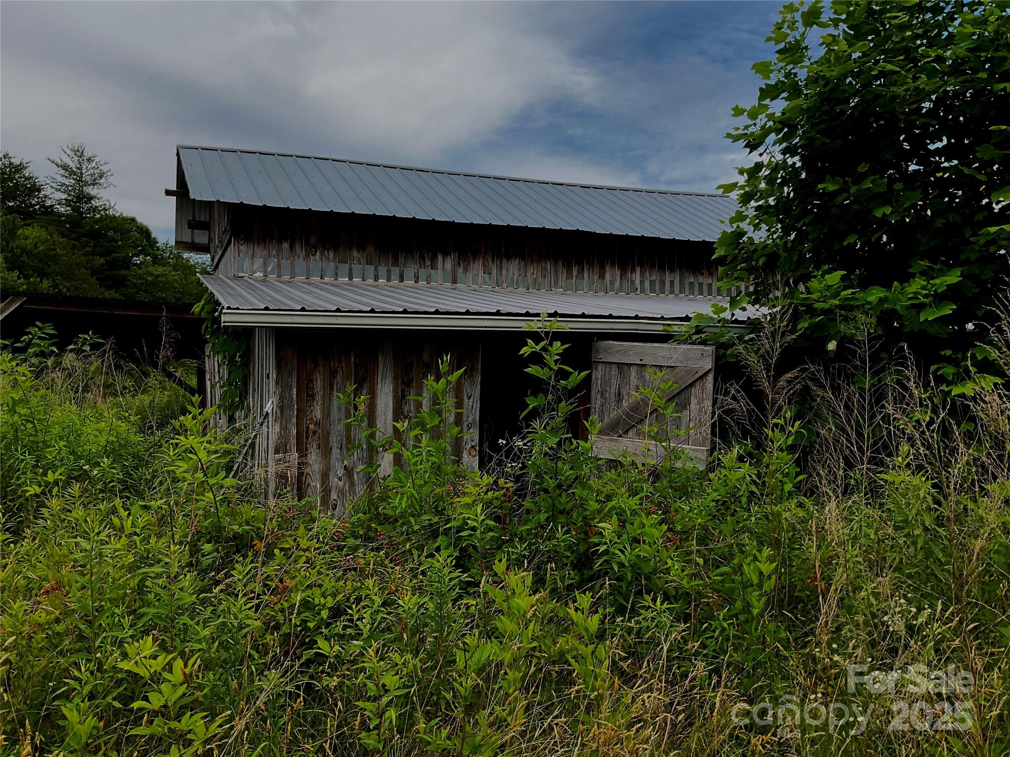 4282 Mt Gilead Church Road Connelly Springs, NC 28612 - Photo 5 of 12