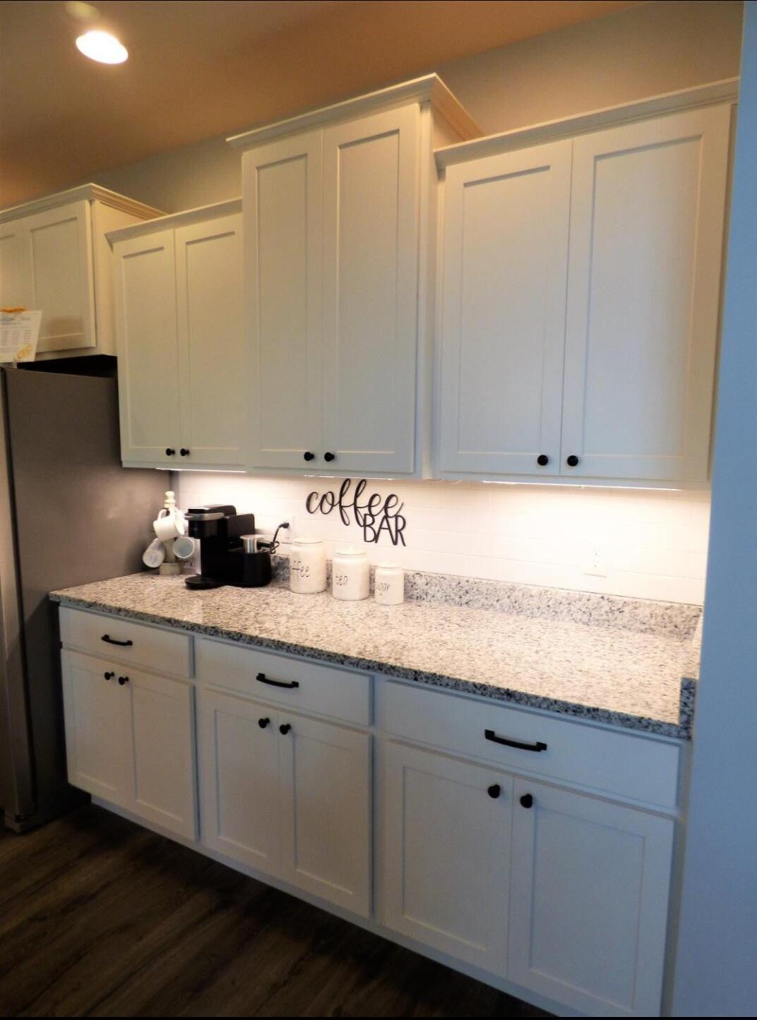 636 East 119th Place Crown Point, IN 46307 - Photo 10 of 35 a bathroom with a sink and mirror
