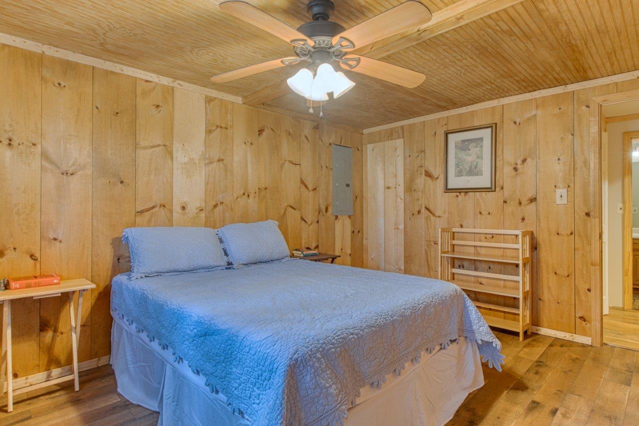 1696 Green Valley Road Peterstown, WV 24963 - Photo 115 of 132 1696-Green-Valley-Rd-Peterstown-Large-Gu
