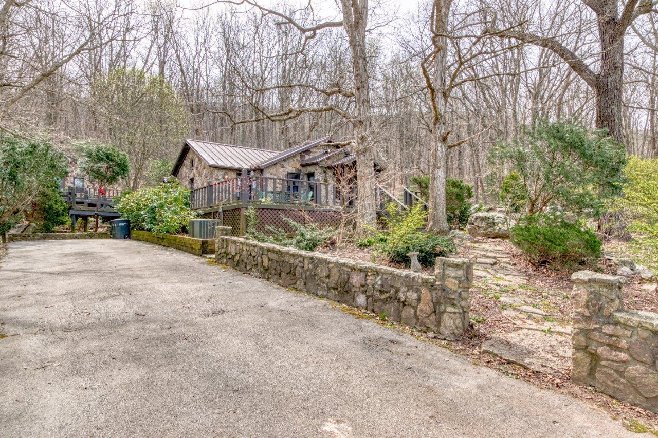 1696 Green Valley Road Peterstown, WV 24963 - Photo 16 of 132 1696-Green-Valley-Rd-Peterstown_36-2