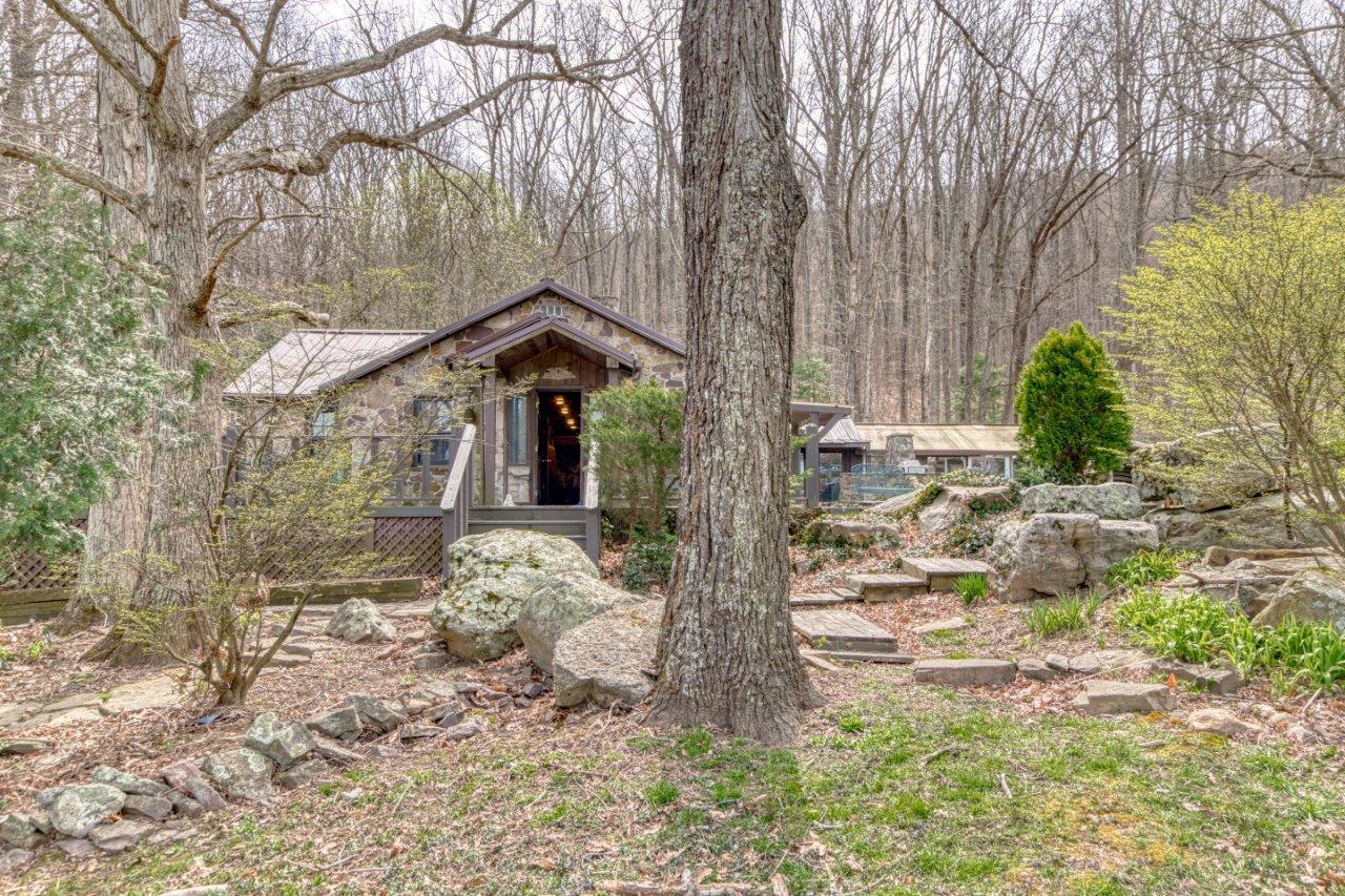 1696 Green Valley Road Peterstown, WV 24963 - Photo 18 of 132 1696-Green-Valley-Rd-Peterstown_38-4
