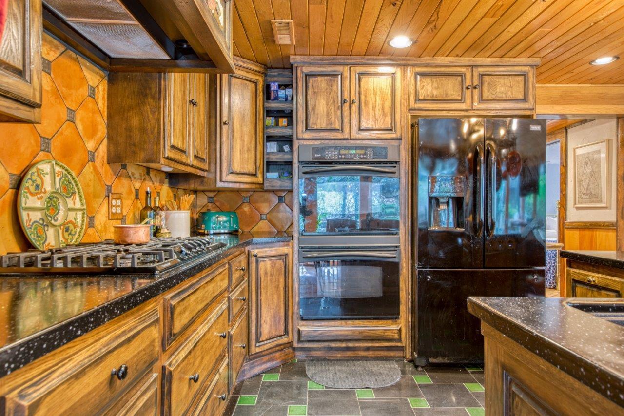 1696 Green Valley Road Peterstown, WV 24963 - Photo 51 of 132 1696-Green-Valley-Rd-Peterstown_73-37