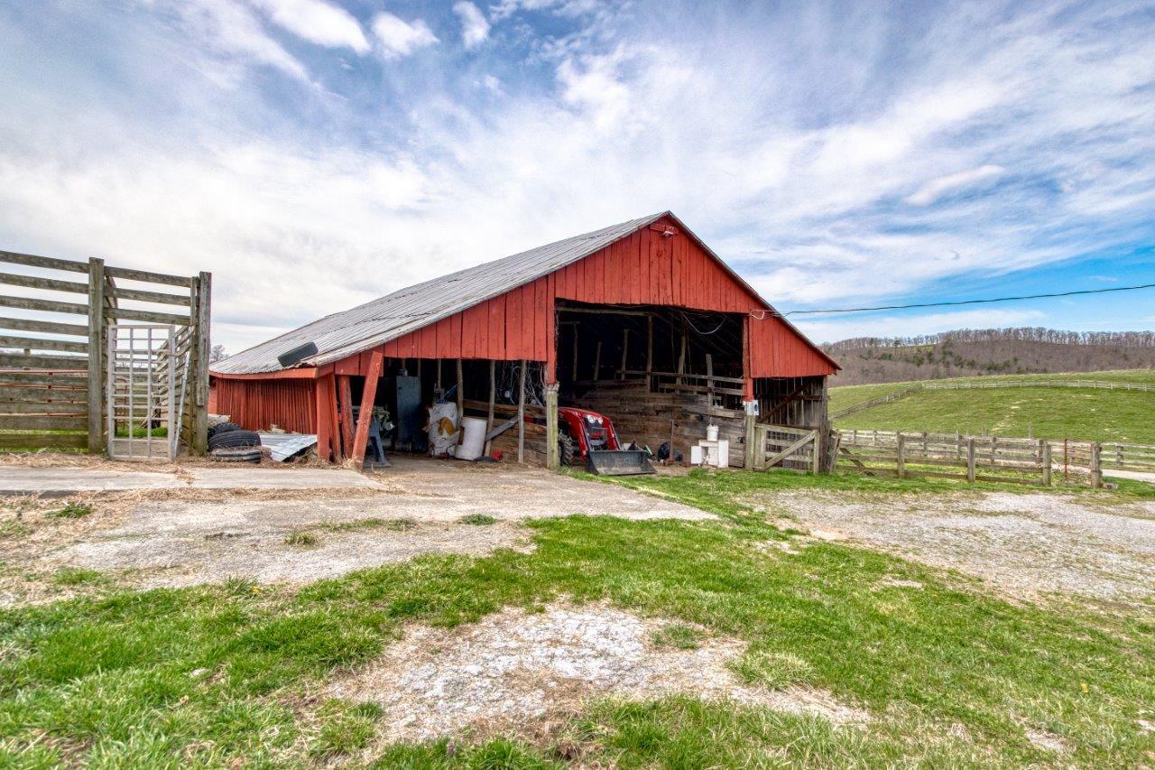 1696 Green Valley Road Peterstown, WV 24963 - Photo 80 of 132 1696-Green-Valley-Rd-Peterstown_102-14