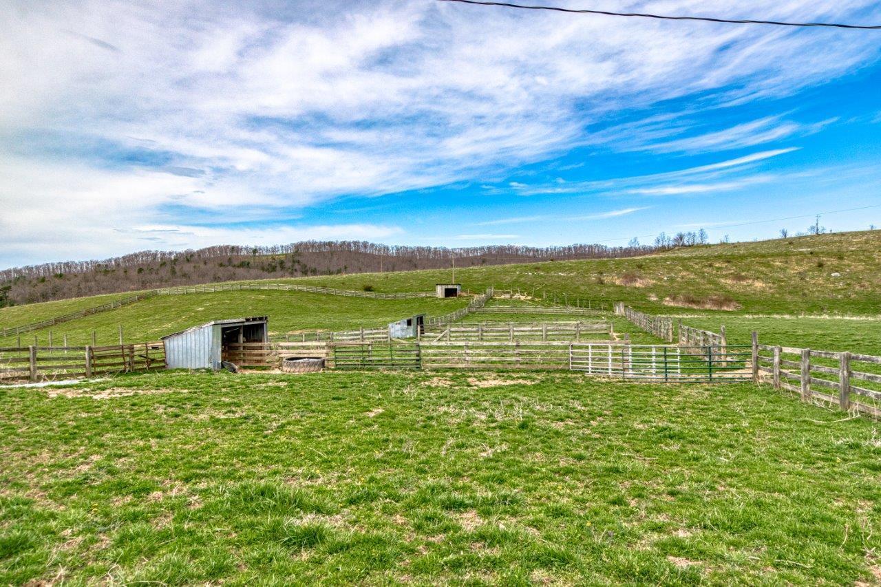 1696 Green Valley Road Peterstown, WV 24963 - Photo 82 of 132 1696-Green-Valley-Rd-Peterstown_104-16