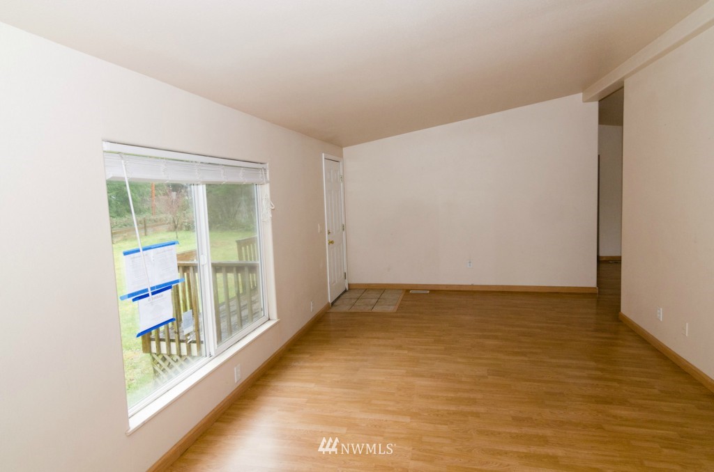 3732 Sapp Road Southwest Olympia, WA 98512 - Photo 12 of 24 Gallery Image 12