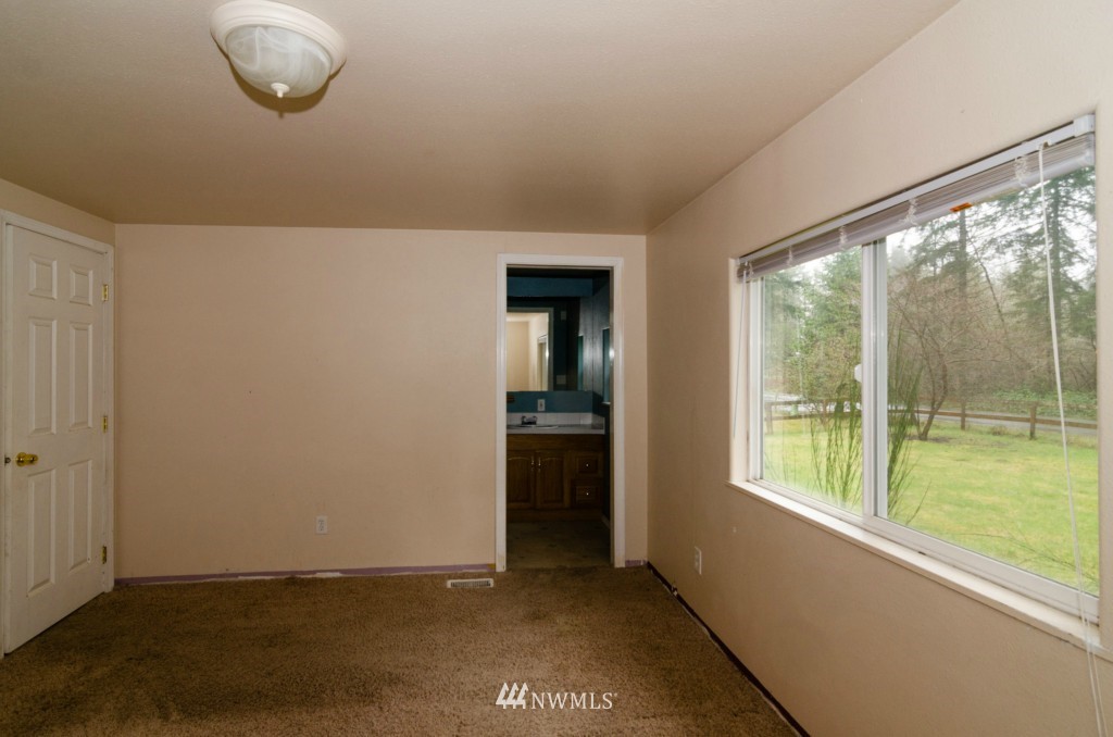 3732 Sapp Road Southwest Olympia, WA 98512 - Photo 15 of 24 Gallery Image 15