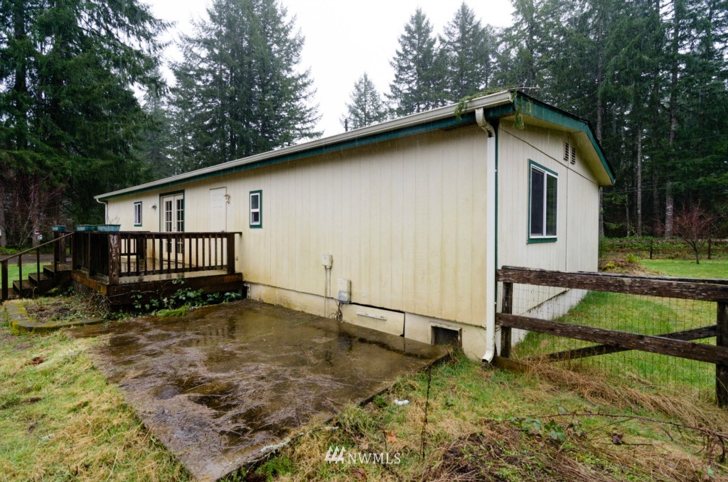 3732 Sapp Road Southwest Olympia, WA 98512 - Photo 3 of 24 Gallery Image 3