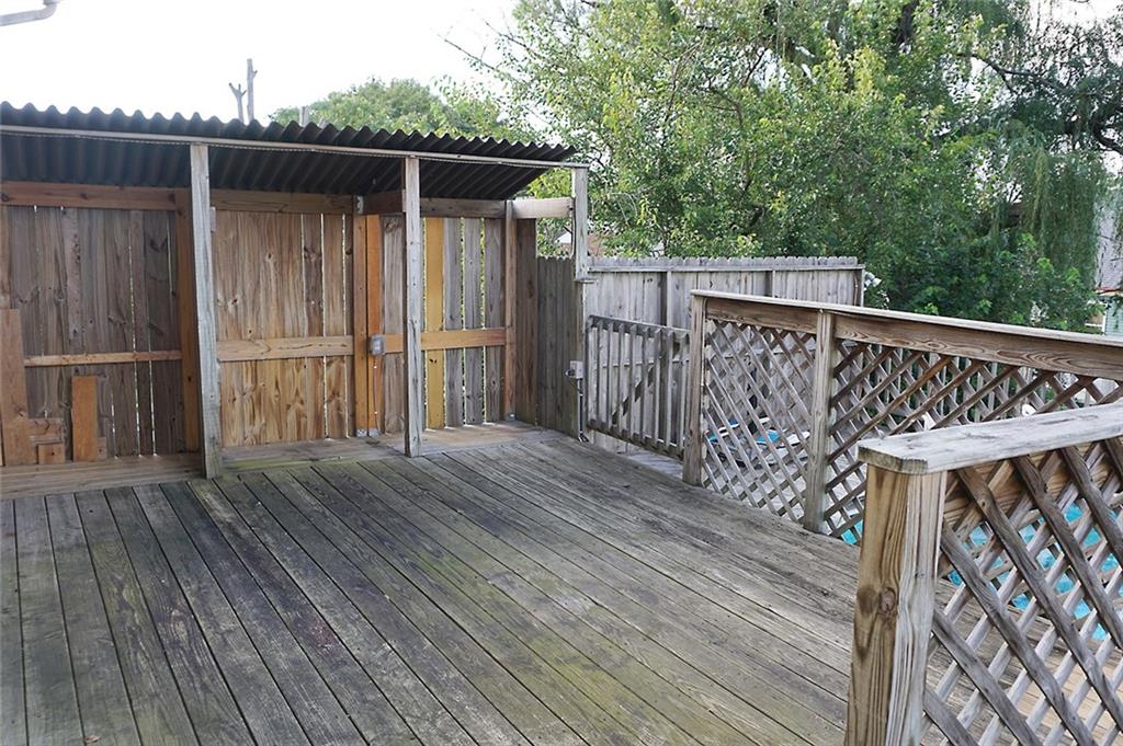 421 Ormsby Avenue Pittsburgh, PA 15210 - Photo 24 of 30 a view of deck with wooden floor and outdoor seating
