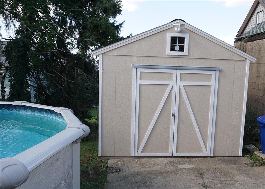 421 Ormsby Avenue Pittsburgh, PA 15210 - Photo 27 of 30