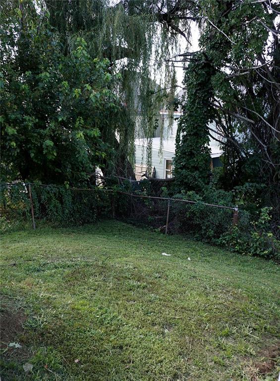 421 Ormsby Avenue Pittsburgh, PA 15210 - Photo 30 of 30 a view of a backyard