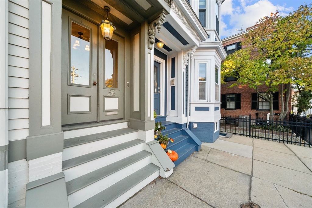 96 High Street Boston, MA 02129 - Photo 1 of 33 Gallery Image 1