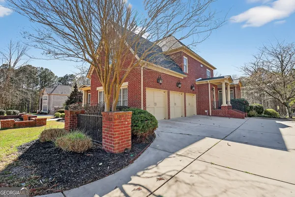 $1,049,990 | 140 Waltham Way, Fayetteville, GA 30214