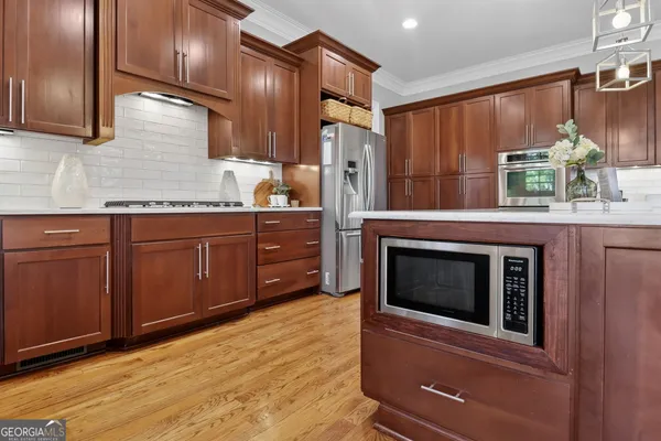 $1,049,990 | 140 Waltham Way, Fayetteville, GA 30214