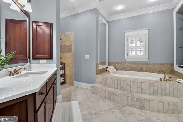 $1,049,990 | 140 Waltham Way, Fayetteville, GA 30214