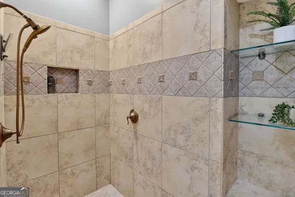 $1,049,990 | 140 Waltham Way, Fayetteville, GA 30214