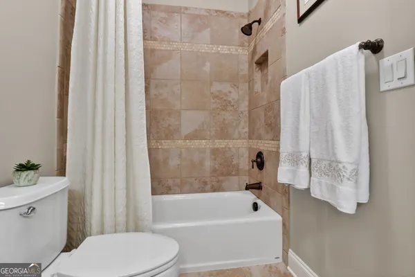 $1,049,990 | 140 Waltham Way, Fayetteville, GA 30214