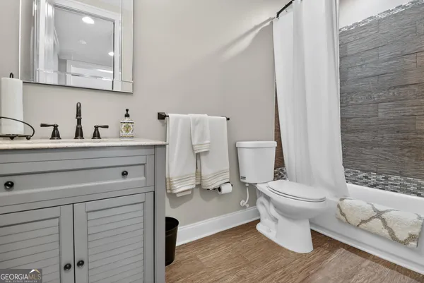 $1,049,990 | 140 Waltham Way, Fayetteville, GA 30214