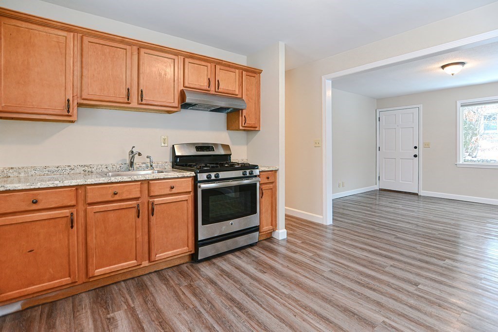 62 Rayburn Road Stoughton, MA 02072 - Photo 4 of 36 Gallery Image 4