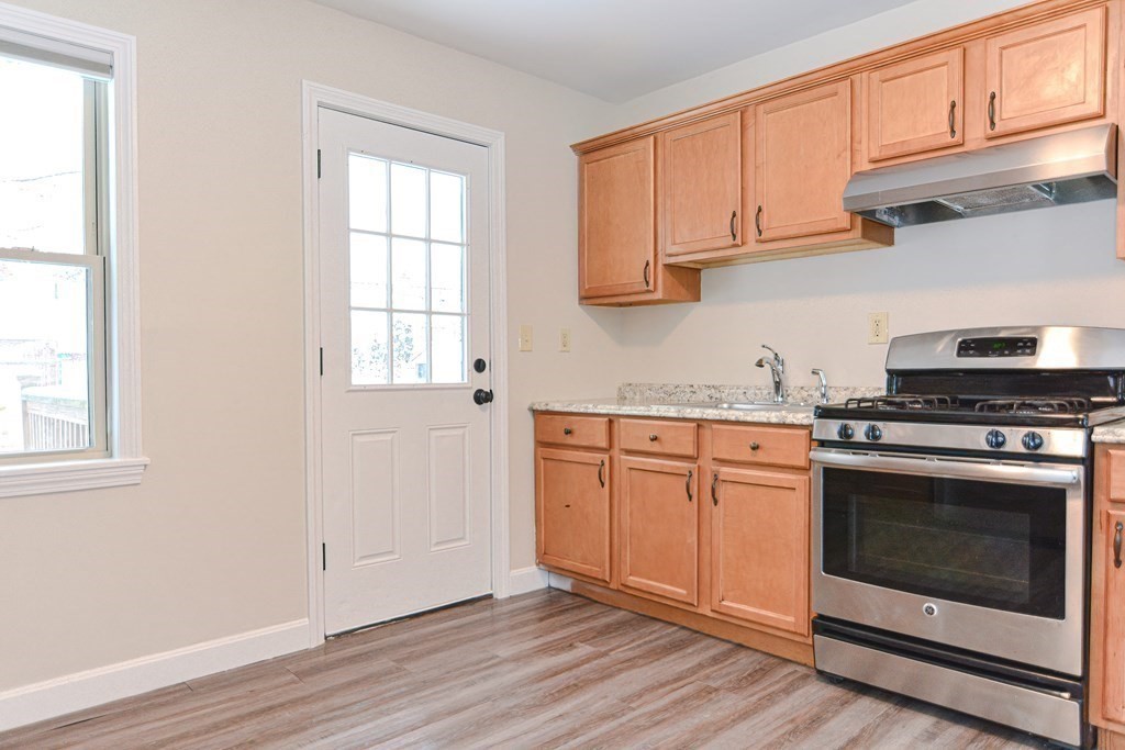 62 Rayburn Road Stoughton, MA 02072 - Photo 6 of 36 Gallery Image 6