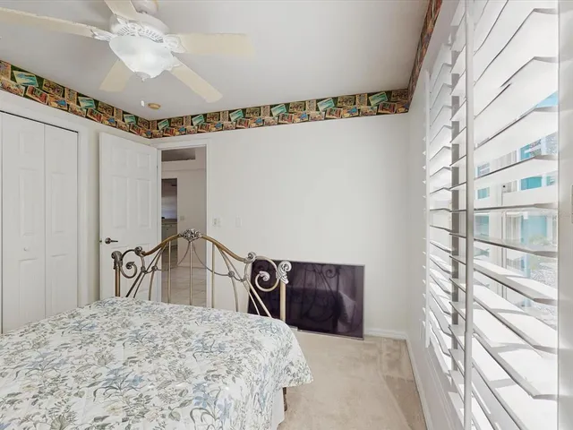 a view of a livingroom with furniture