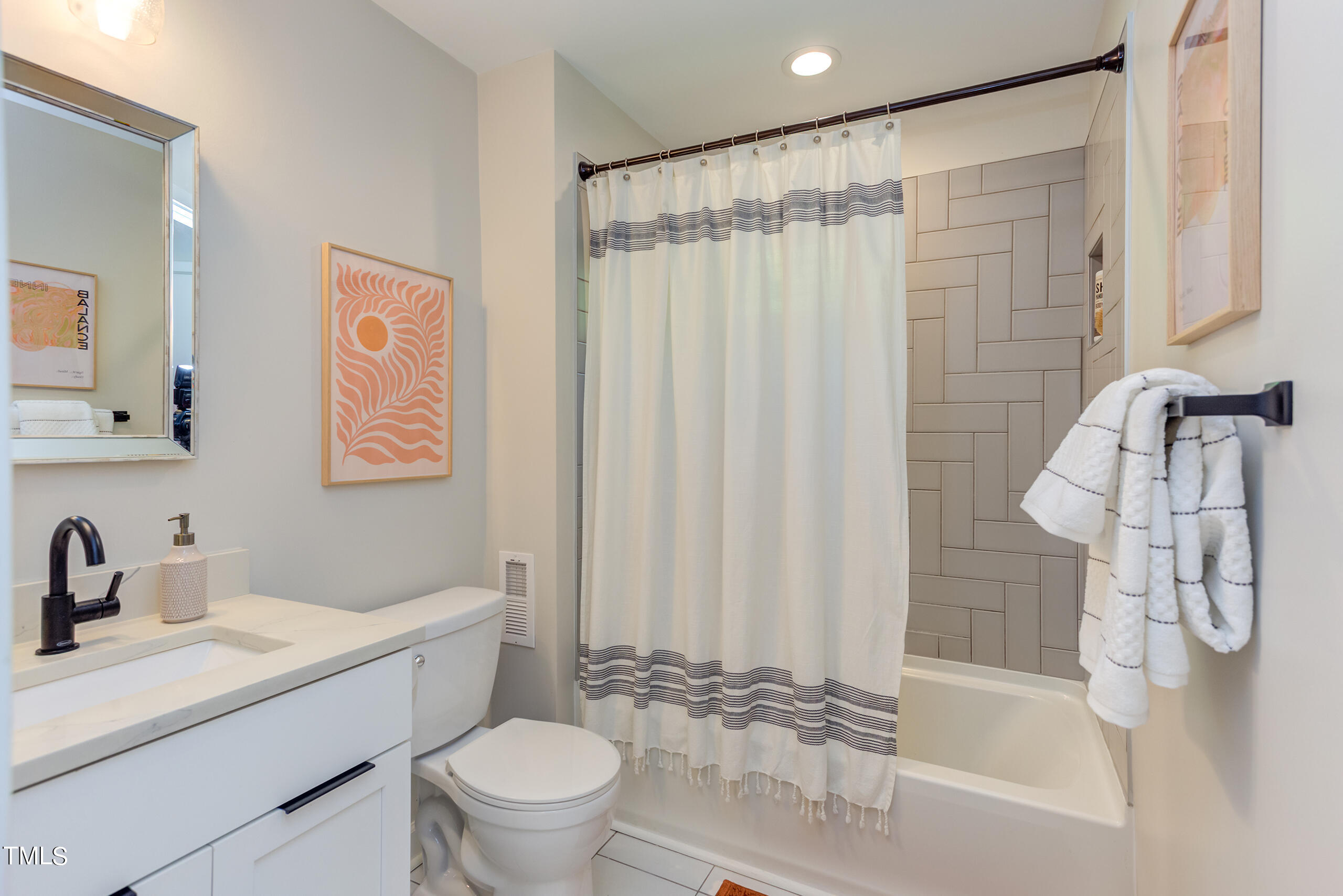 142 Chateau Road Durham, NC 27704 - Photo 27 of 45 IMG_2370_1_2